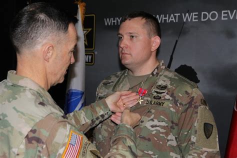 cerdec nco receives bronze star article  united states army