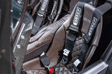 Donkervoort D GTO Bare Naked Carbon Edition