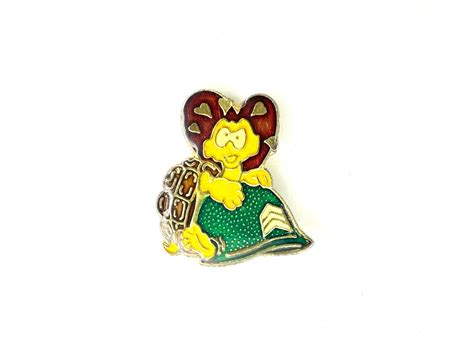 Turtle Humping Army Helmet Pin Vintage Enamel Pin Mature Army Lover Button Etsy