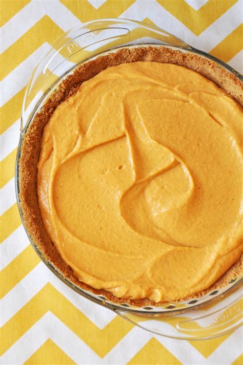 Creamy Pumpkin Pie | Minimalist Baker Recipes