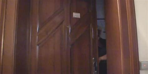 Hot Milf Pleases Neighbor Tnaflix