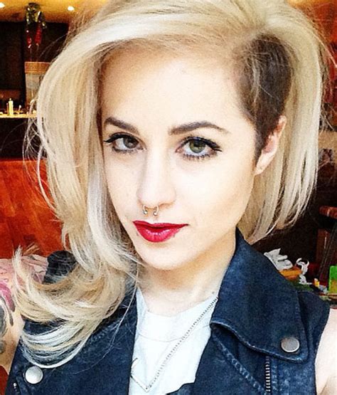 Carah Faye Charnow Wavy Platinum Blonde Side Part Undercut Hairstyle Steal Her Style