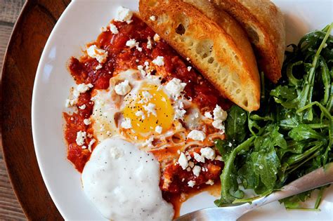 [homemade] Roasted Red Pepper Shakshuka With Feta Spiced Yogurt And A Runny Egg R Food