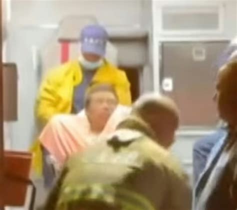 Naked Intruder Found Living Under Los Angeles Home For Six Months Thaiger