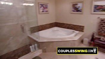 Sexo T Rrido En El Jacuzzi Antes De Una Org A Xvideos