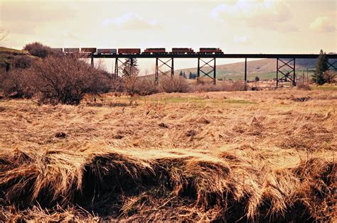 MILW, Tekoa, Washington, 1975 Eastbound Milwaukee Road freight train ...