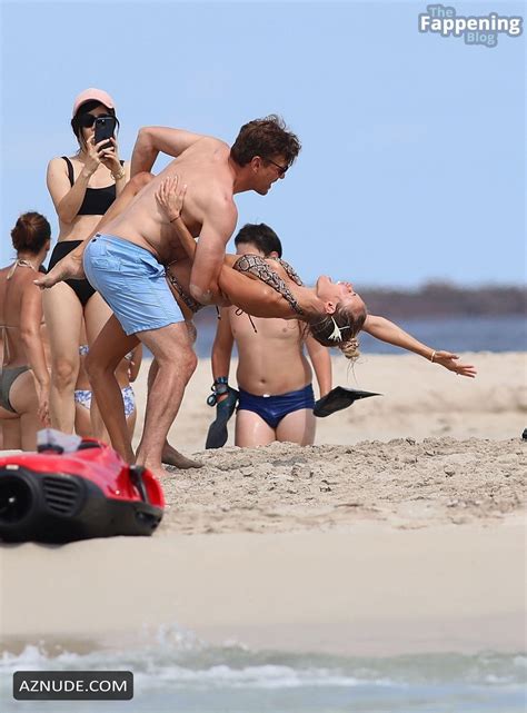 Alena Gerber Sexy Seen With Clemens Fritz Showing Off Her Sizzling Bikini Body At The Beach In