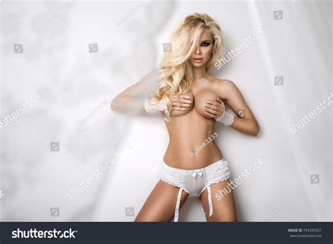 Beautiful Sexy Blonde Woman Elegant Lingerie Stock Photo 793339321 Shutterstock