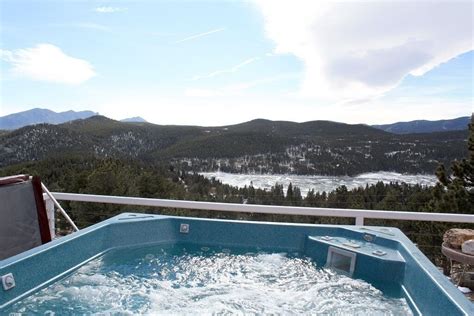 Eldora Mountain Resort holiday accommodation: holiday houses & more | Stayz