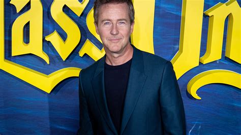 Edward Norton Discovers Pocahontas Connection On Finding Your Roots