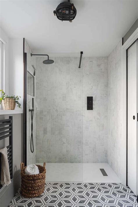 53 Walk In Shower Ideas That Are Sleek And Accessible