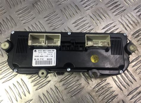 3t0907044m 5hb009749 5hb00974914 5hb009749 14 Climate Control Panel