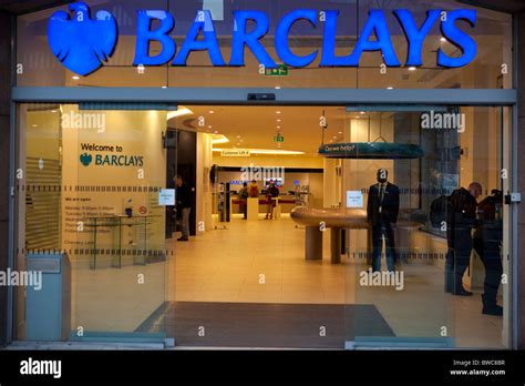 Barclays bank branch hi-res stock photography and images - Alamy