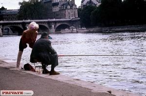 Indulging Blonde Expose Her Luscious Boobs And Ravishing XXX Dessert