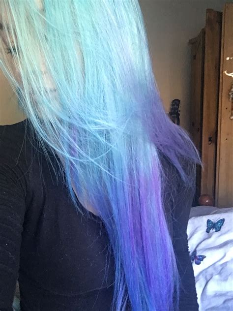 Beauty gurus are obsessed with hair color blue purple this season 4