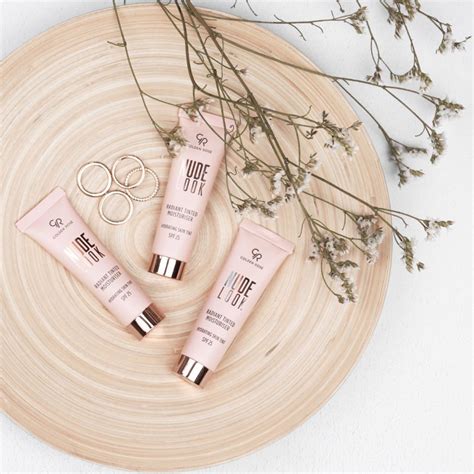 Nude Look Radiant Tinted Moisturiser