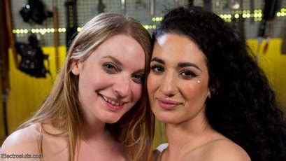 Ela Darling Licking Some Pussy In Bondage Scene 10 Photos