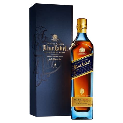 Johnnie Walker Blue Label Blended Scotch Whisky 700 Ml Rafinat