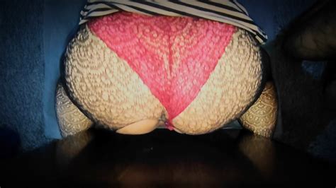 Sissy Crossdresser Big Booty In Hand Of Milf