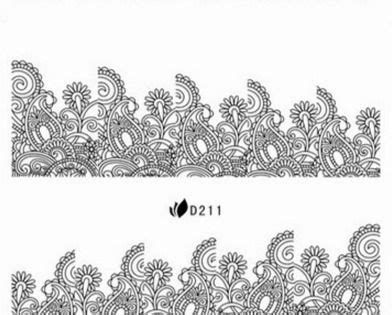 Decoración con nude y transferibles para uñas