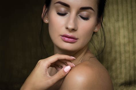 How to Make Your Skin Glow - Girly Blogger
