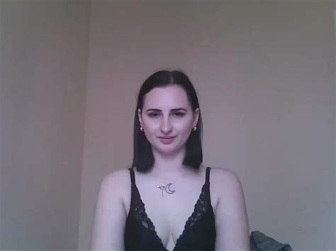 Daisy Si Naked Stripping On Cam For Live Sex Video Chat InTheCrack