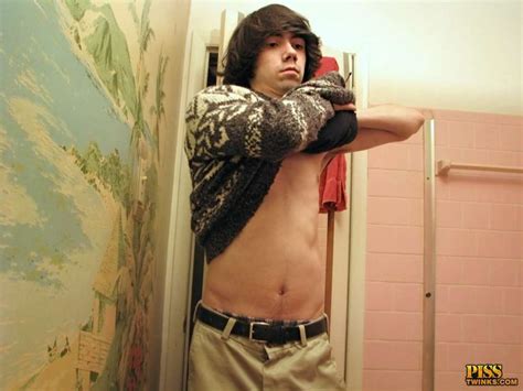 Pisstwinks Nude Twink Hunk Ws