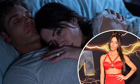 Sex Life Is Canceled After Star Sarah Shahi Called Out Netflix For Gimmicks Daily Mail Online