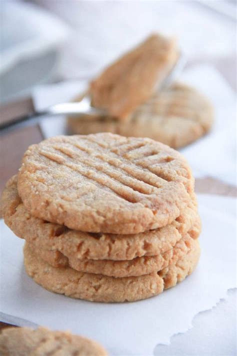 Gluten Free Peanut Butter Cookies with Almond Flour Recipe