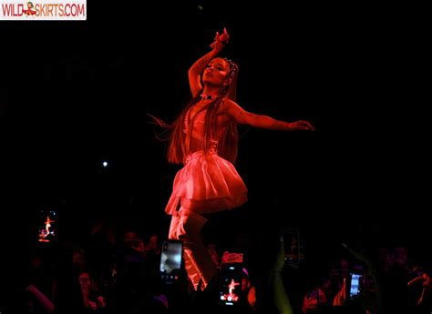 Ariana Grande Arianagrande Nude OnlyFans Instagram Leaked Photo