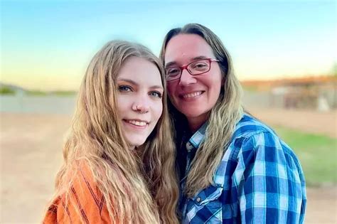 I M A Naked Cleaner Charging An Hour To Put Up With Creepy Customers Hoping For More