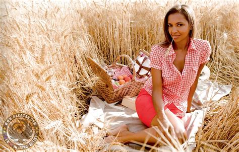 Karine Le Marchand Sexi Ebony Porn Pictures Xxx Photos Sex Images Pictoa