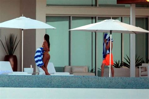 Eiza Gonzalez S Fat Sexy Ass After Self Isolation Photos The Fappening