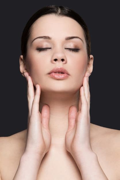 Free Photo Nude Woman Portrait For Skincare Concept