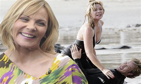 Sex And The City S Kim Cattrall Admits Playing Samantha Jones Made Dating Difficult Daily