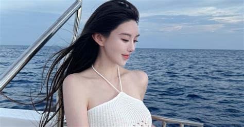 Chi U Th C B N G I Hot Girl T M G N Hu Nh Hi U Minh