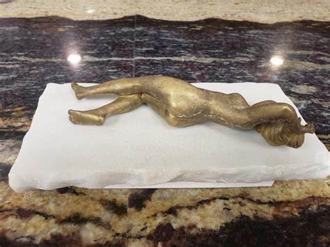 VINTAGE NUDE NAKED LAYING FEMALE BRONZE SCULPTURE MARBLE BASE X Very Good Buya