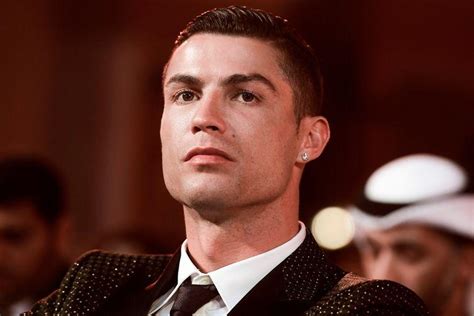 How Cristiano Ronaldo becomes first football billionaire ever - Afrinik