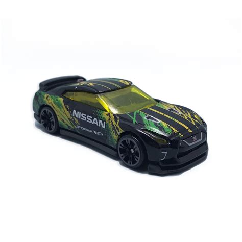 Masinuta Metalica Hot Wheels Neon Speeders 2017 Nissan GTR R35 1 64 Negru EMAG Ro