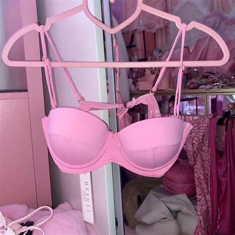 Meshki Pink Bikini Top New With Tags Size Xs Depop