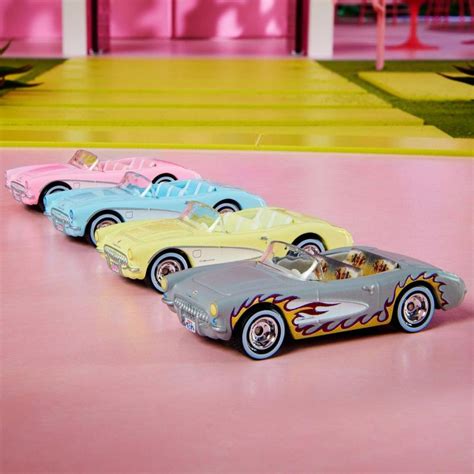 Paquete De Hot Wheels Corvette Barbie La Pel Cula Hrl Barbiepedia