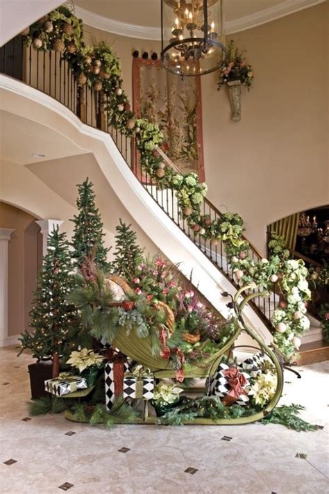 23 Welcoming And Cozy Christmas Entryway Décor Ideas DigsDigs