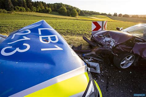 Schwerer Unfall Mit Streifenwagen Stimme De