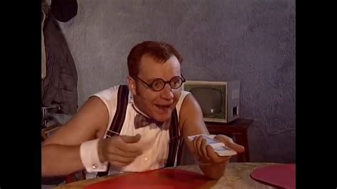 Маски в криминале - YouTube