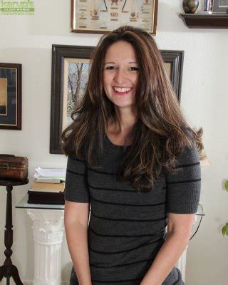 Gorgeous Wife Stephanie Roberts Spreads Her Wet Pussy Lips Porn Pictures XXX Photos Sex Images