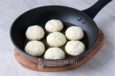 Ванильные сырники (с ванильным сахаром) — рецепт с фото пошагово