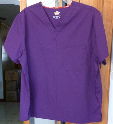 Dickies Style 83706 Eggplant Egwz Nurse Dental Scrub Top 1 Pocket V