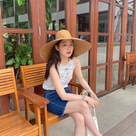 Street Style Hot Girl B N H Ng Tu N Qua C Ng Th C P V M T M H T Ch Ch B N Di N Theo