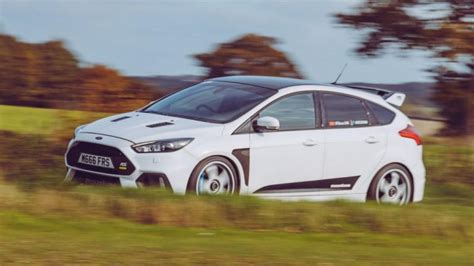 Review Mountunes Ford Focus RS Mk3 520 Pk Gereden Door TopGear UK