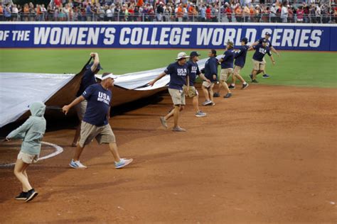 Sandercock Mudge Lead Florida State Past Oklahoma State 8 0 In Women S College World Series